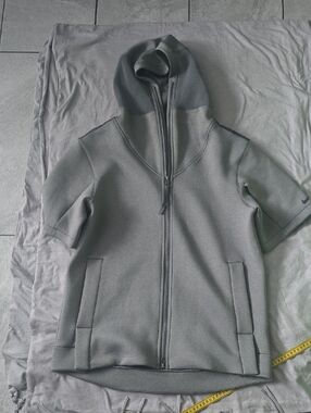 NFL Onfield Apparel Black and Gray Mesh Performance Top